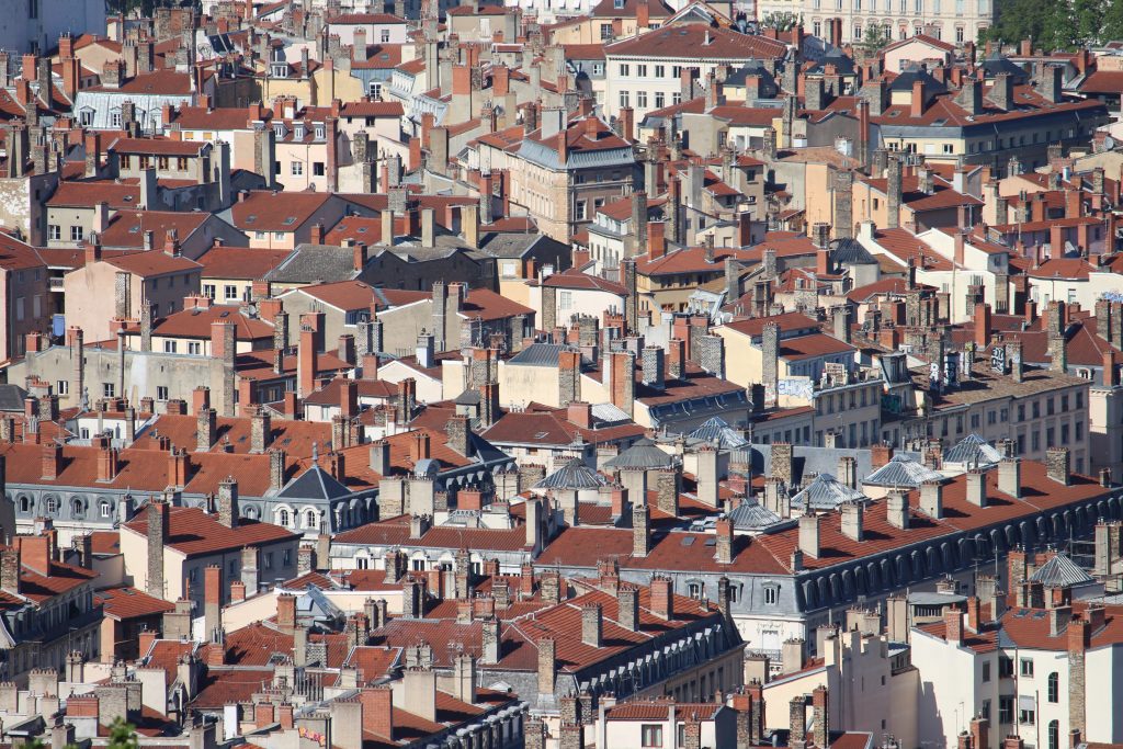 Lyon Magique : Quand la Ville des Lumières S'Enveloppe de Magie